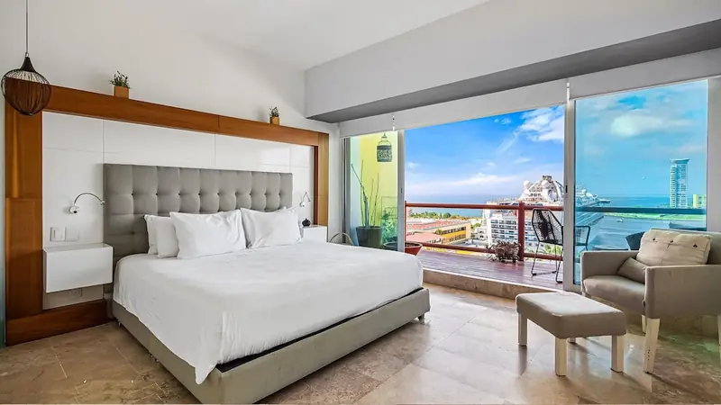 Deck12 Casino and Resort by Monyxbnb, Puerto Vallarta, photograph 1 of 67