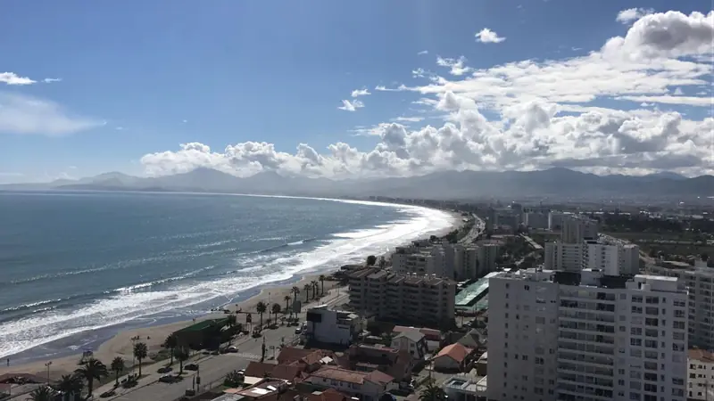 La Choza VIP Turquesa en La Serena, frente al mar
