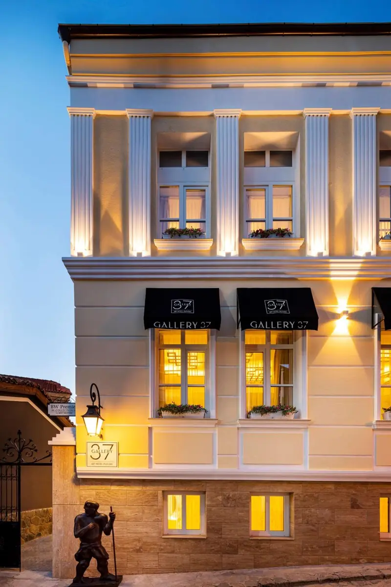 Art Boutique Hotel Gallery 37 Plovdiv - Superb Location in the Old Town, Plovdiv, photograph 1 of 88