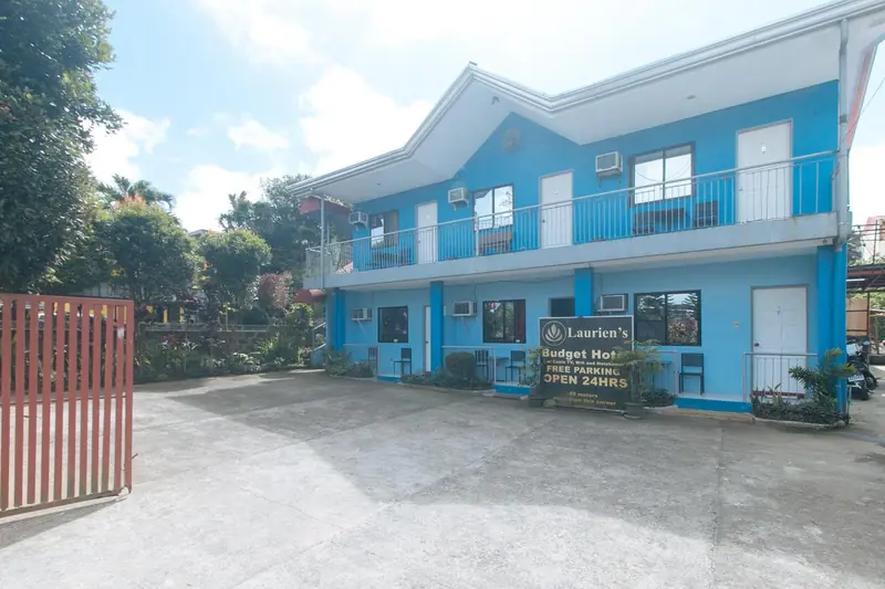 Lauriens Hotel Tagaytay, Tagaytay, photograph 1 of 17