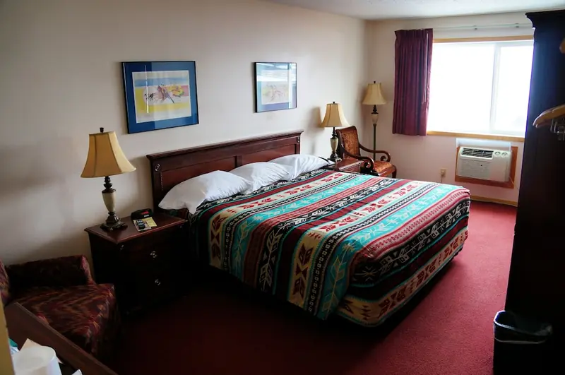 Fort Randall Casino Hotel, Lake Andes, photograph 1 of 35