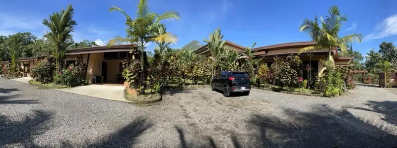 Aunty Arenal Lodge