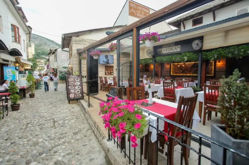 Hotel Emen, Mostar, photograph 1 of 78