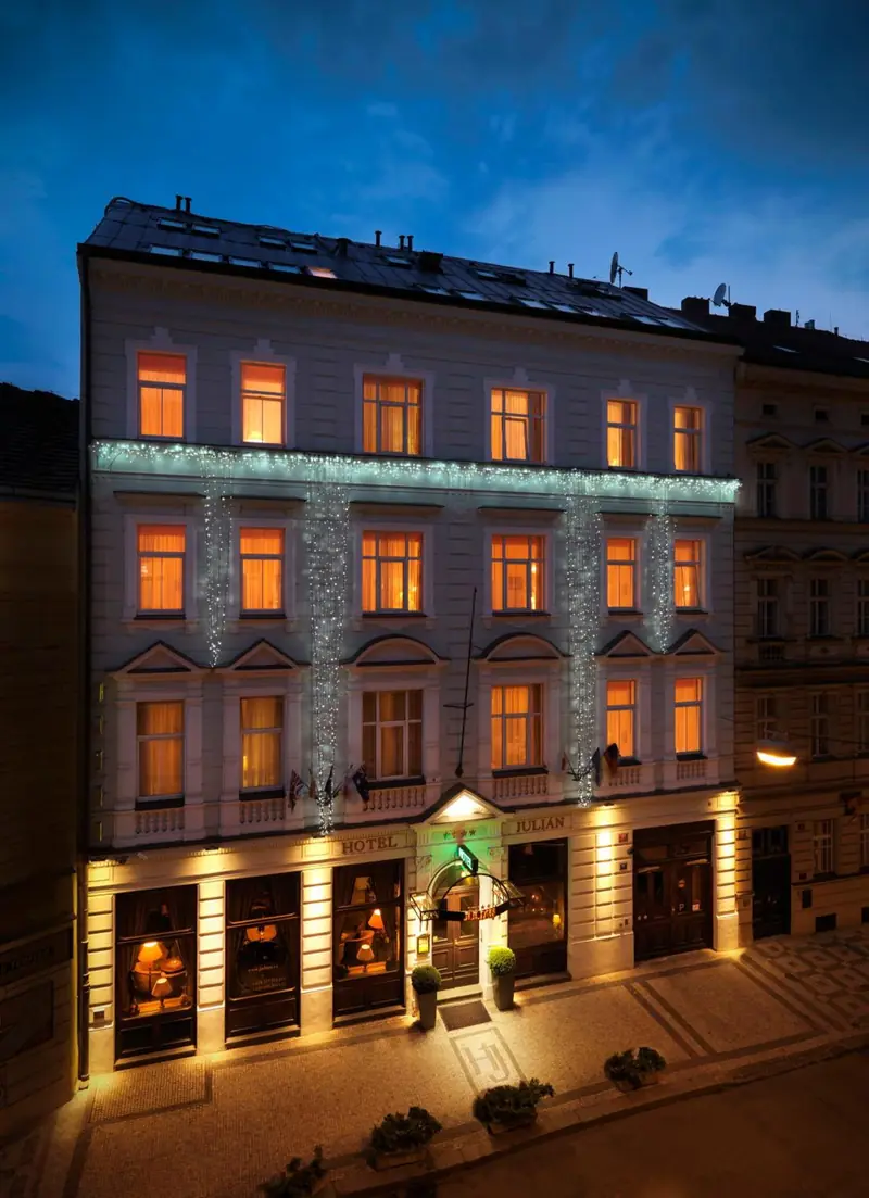 Hotel Julian