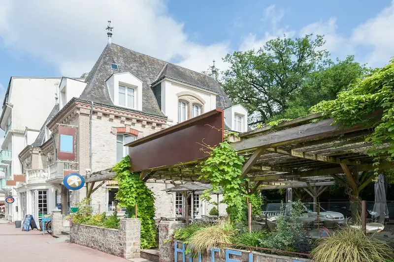 The Originals Boutique, Hôtel Ô Gayot, Bagnoles-de-l'Orne, photograph 1 of 69