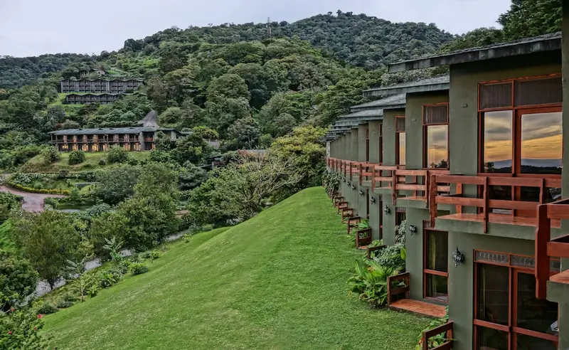 El Establo Mountain Hotel, Monteverde, photograph 1 of 101