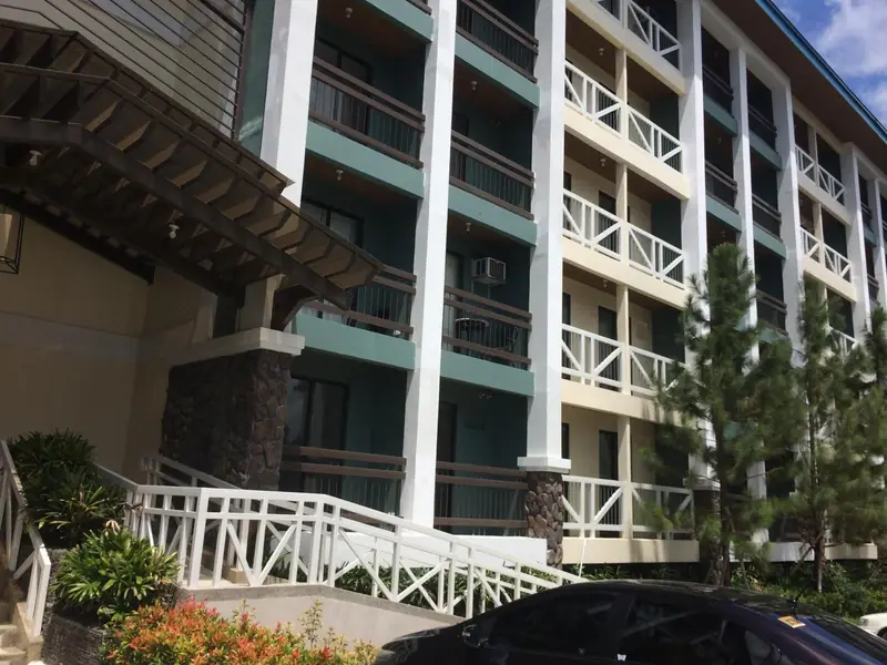 Pine Suites Tagaytay Luxury Spacious 2 Bedroom Condo With Balcony Amenities View
