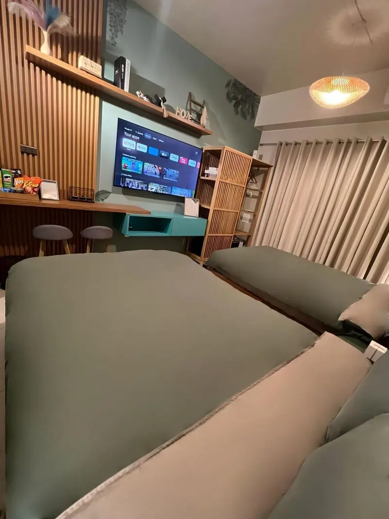 Suēlo at Cool Suites at Wind Residences Tagaytay, Tagaytay, photograph 1 of 10