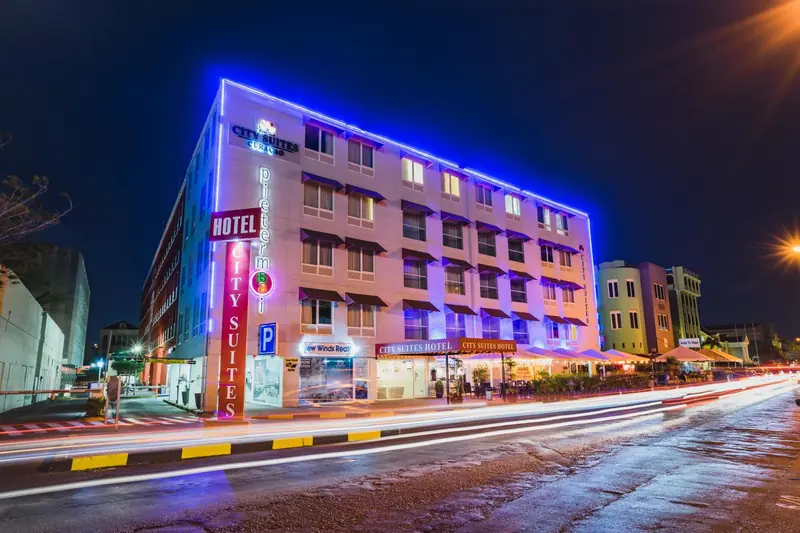 Majestic City Suites & Beach Hotel